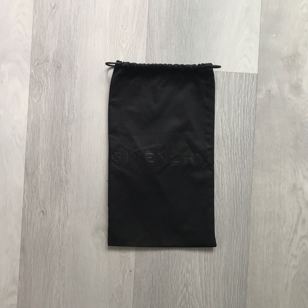 GIVENCHY BLACK DUST-BAG DRAWSTRING CLOSE STORAGE